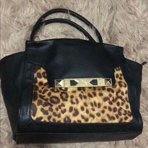 Kardashian Kollection-leopard bag